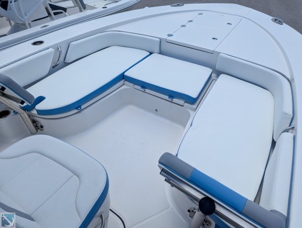 New 2023 Robalo 246 Cayman SD for sale